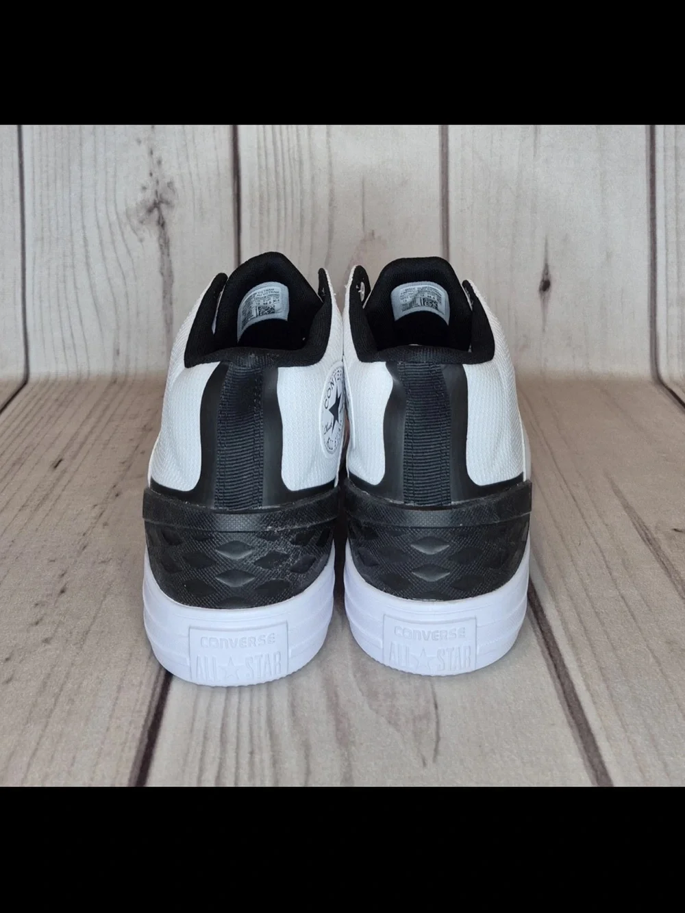 Converse CTAS Men's Size 12/Women’s Sz 14 Flux Ultra Mid White Black Shoes NWOB